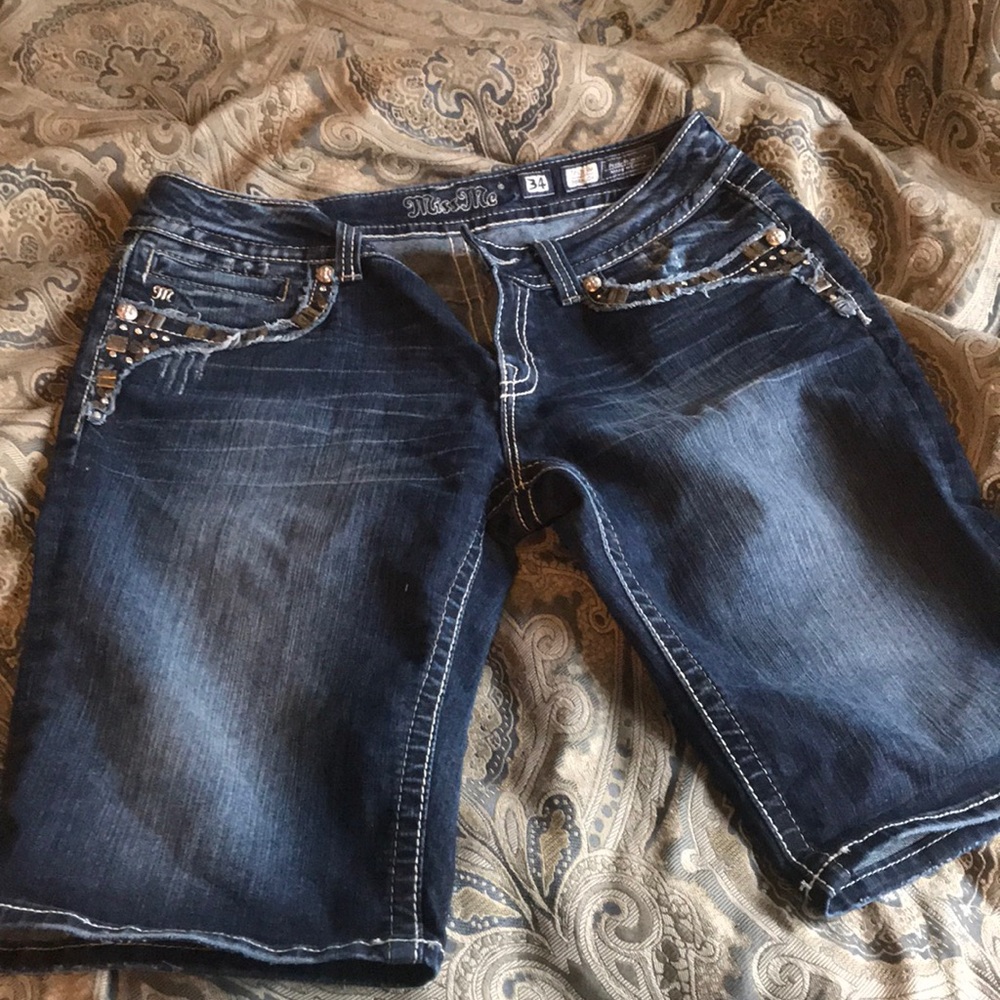 Miss me Bermuda shorts size 34